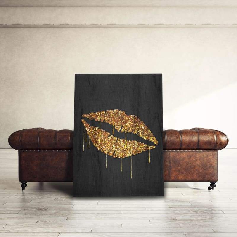 Golden Lip Kiss